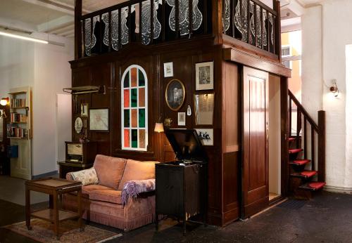 Coin salon dans l'établissement Hüttenpalast