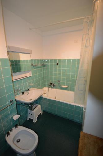 Koupelna v ubytování Anna House