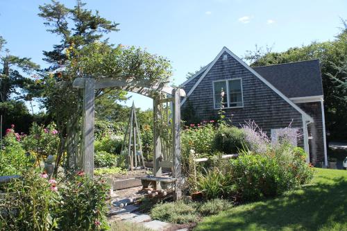 Gallery image of Lavender Bay in Barnstable