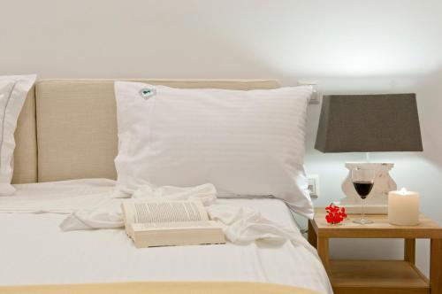 Gallery image of Sun Anemos Resort in Oia