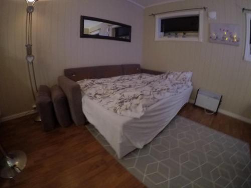 Кровать или кровати в номере Apartment near the airport