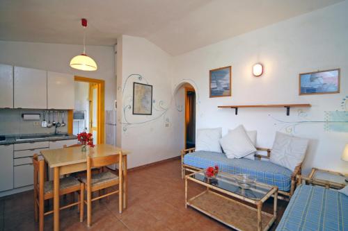 Cucina o angolo cottura di Residence Baia Salinedda