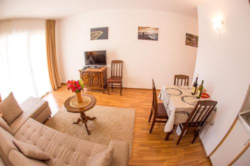 Gallery image of Apartments Luka in Budva