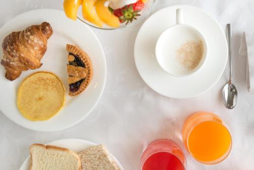 Mad på hotellet eller i nærheden