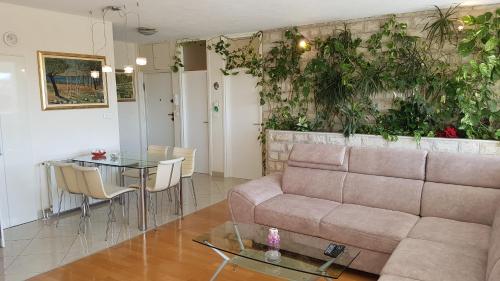 Apartment Maja