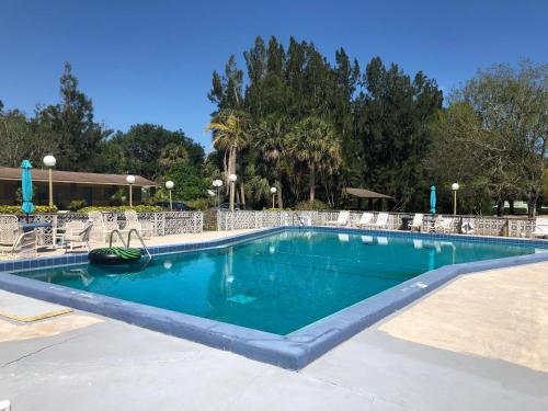 Gallery image of Pennwood Motor Lodge in Sebastian