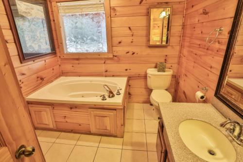 Bilik mandi di Bearadise Lodge