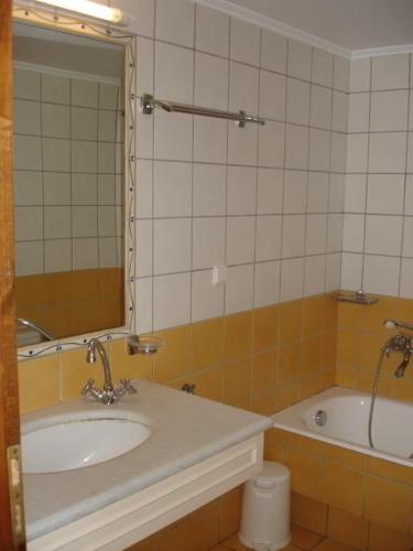 Nea Elena Apartments