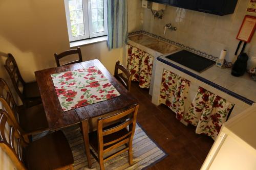 Afbeelding uit fotogalerij van Casa dos Teares in Aldeia das Dez