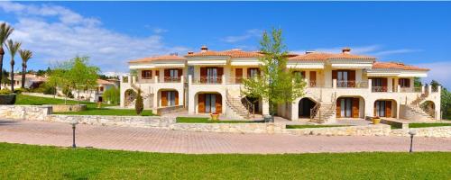 Gallery image of Rahona Villas in Siviri