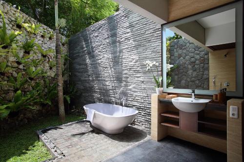 Et badeværelse på Del Cielo Villa Jimbaran