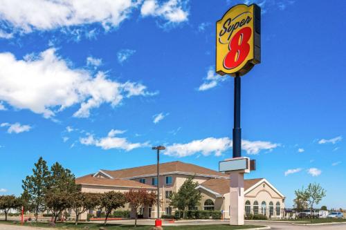 Super 8 by Wyndham Heyburn – Photos 2