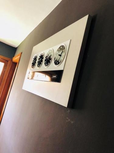 アビジャンにあるDétente Hôtelのギャラリーの写真