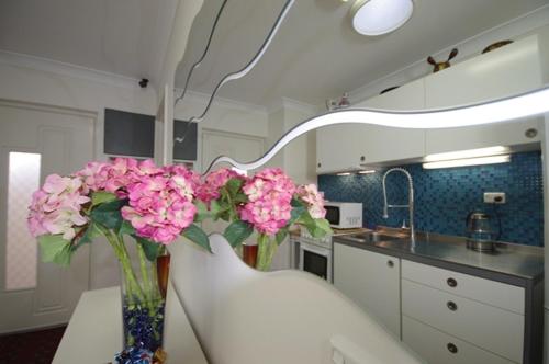 Ένα μπάνιο στο Astoria Retreat Bed & Breakfast