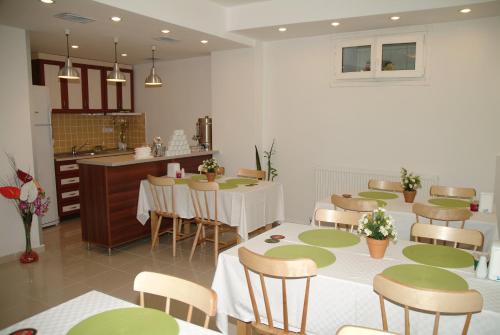 A restaurant or other place to eat at Hotel Nova