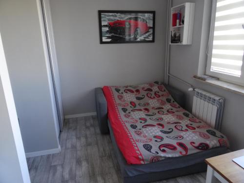 Ένα ή περισσότερα κρεβάτια σε δωμάτιο στο Zenhouse apartament Warszawa Ursynów, Mokotów wynajem krótkoterminowy, noclegi