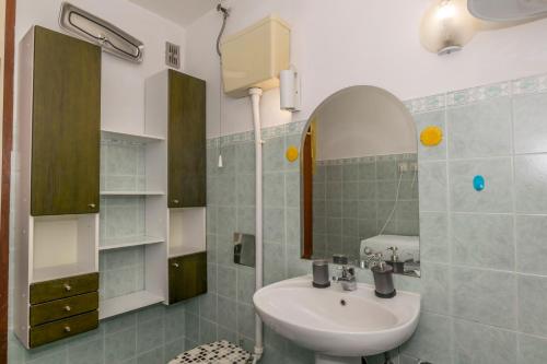 Apartment Azure Split