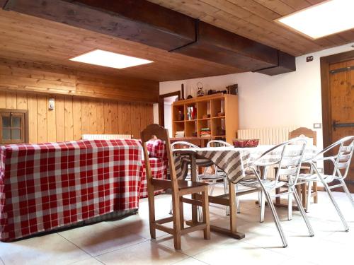Χώρος καθιστικού στο Chez Soi Taverna Alloggio A Courmayeur