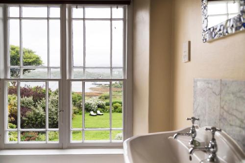 Gallery image of Rosleague Manor Hotel in Letterfrack