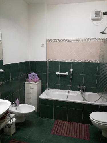 Un baño de Ai Tre Portoni