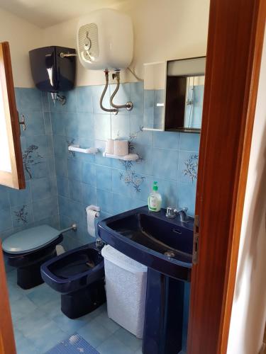 Kamar mandi di B&B villa sofà