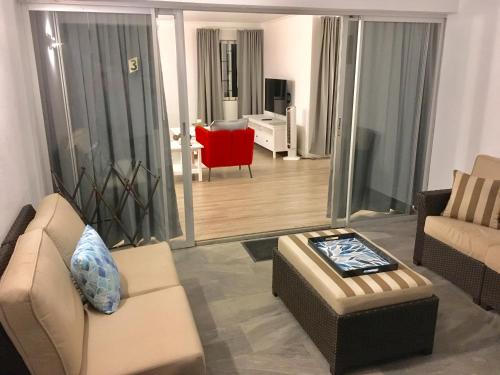 Area soggiorno di Dover Woods Apartments