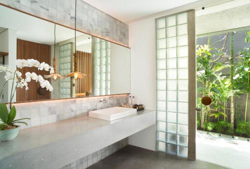 Gallery image of Atelier TE Designer Guesthouse in Sanur