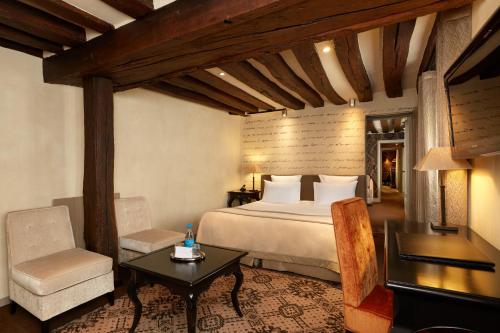 Le Pavillon de la Reine & Spa, Place des Vosges photo 93