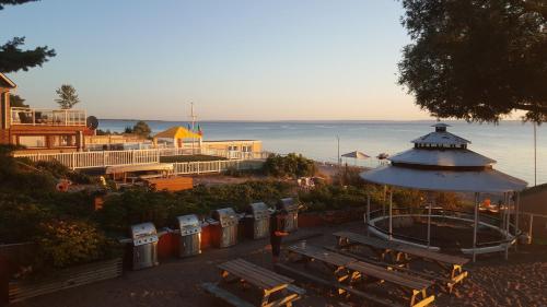 Peisaj natural din apropierea acestui motel