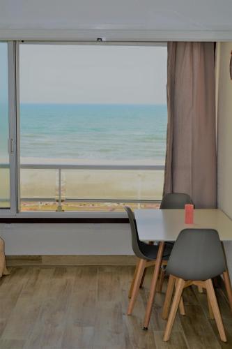 Studio Lovely Sea