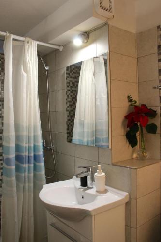 Bilik mandi di Casa di Fol
