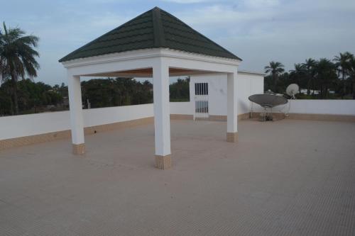 Φωτογραφία από το άλμπουμ του Drammeh's Villa σε Serekunda