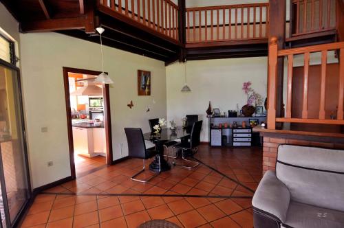 Gallery image of B&B Plage Des Raisiniers in La Trinit&eacute;