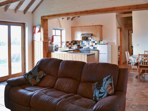 A seating area at Meadow Cottage 