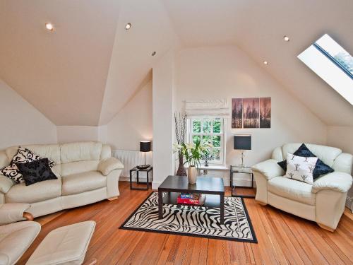 A seating area at Mole Hill Cottage 