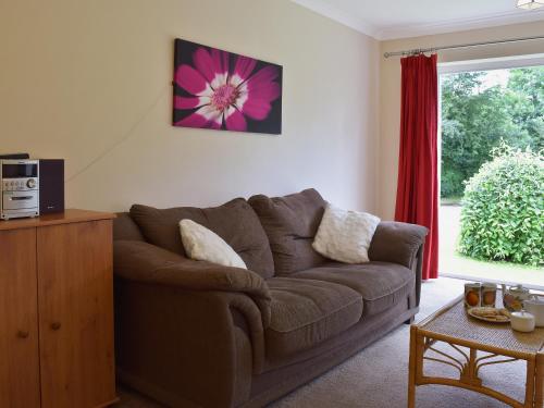 A seating area at Kingsmoor Cottage 