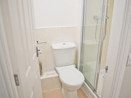 A bathroom at Dairy Cottage 