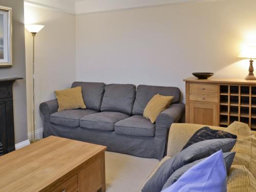 A seating area at Gravel Cottage 