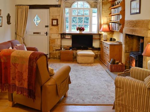 A seating area at Briar Cottage 