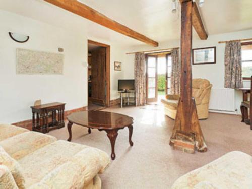 A seating area at Chessons Oast 