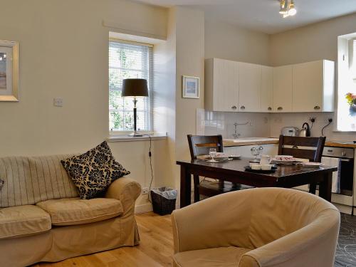 A seating area at Iona Cottage 