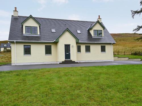 The building where the vacation home is located 