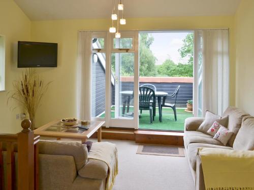 A seating area at Wayfarer 