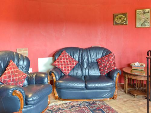 A seating area at Millers Oast 