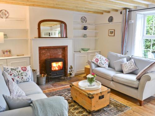 A seating area at Ivy Cottage 