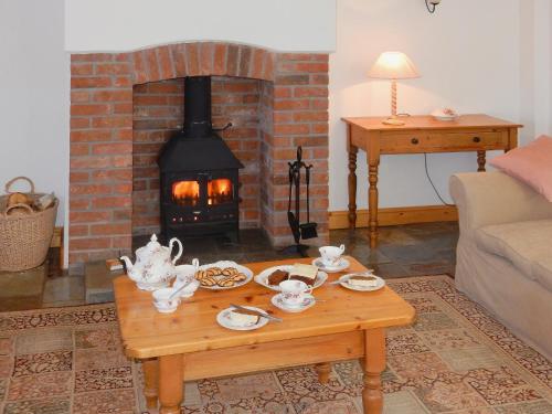 A seating area at Clematis Cottage 