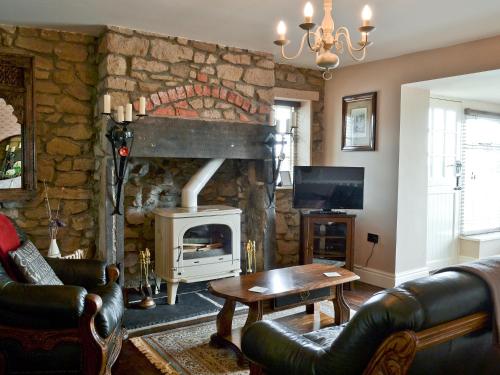 A seating area at Laburnum Cottage 