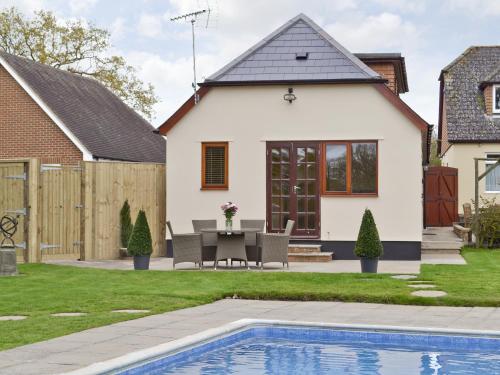 The swimming pool at or near Rookwood Lodge 