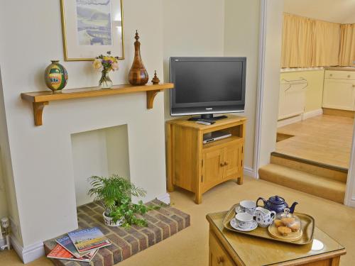 A television and/or entertainment center at Pippins 