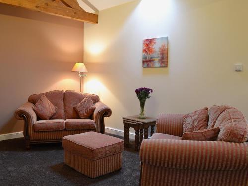 A seating area at Gannet Cottage 